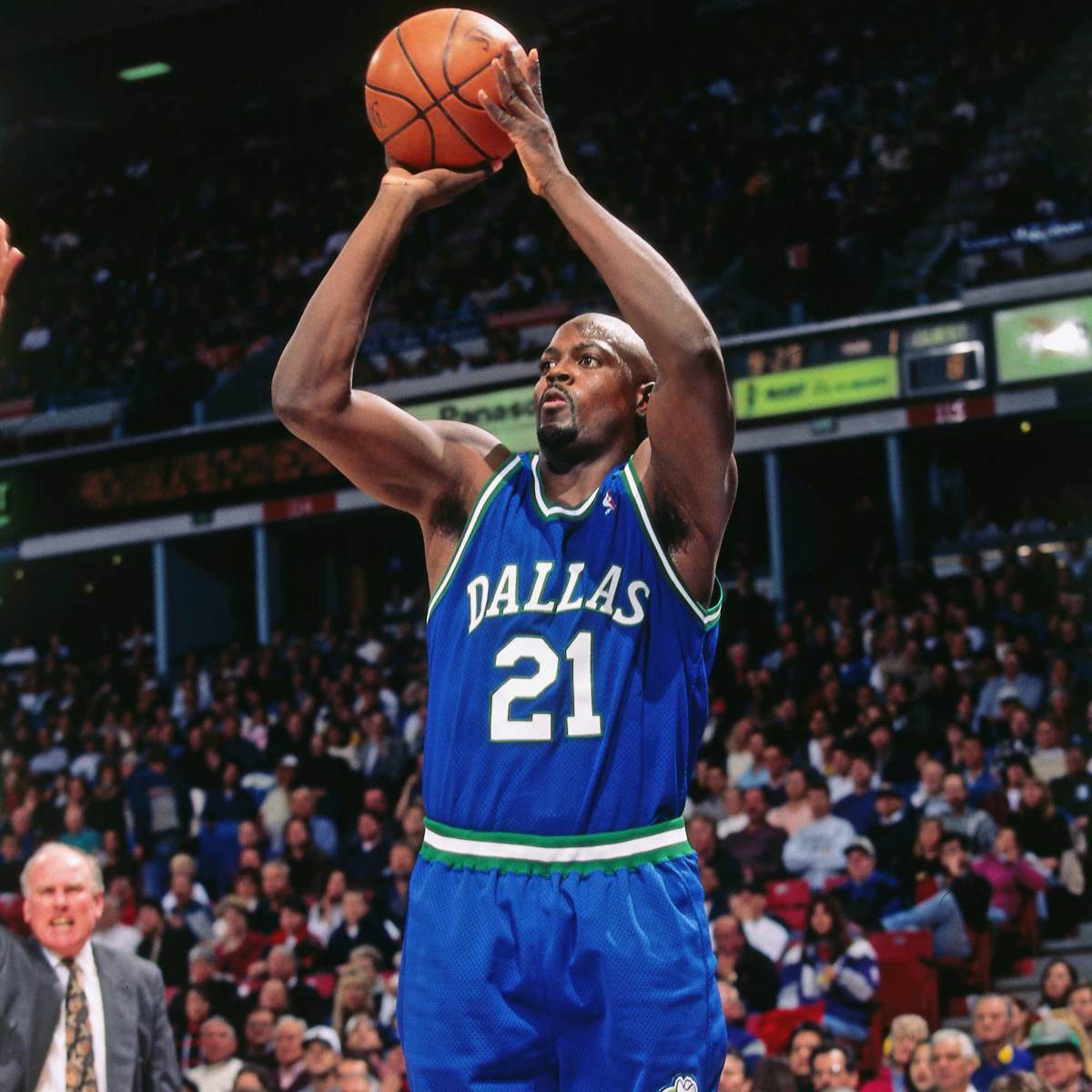 george-mccloud-mavs.jpg